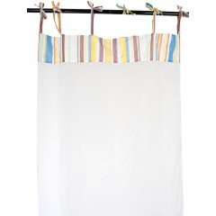 Rideau en tulle blanc avec détail supérieur multicolore