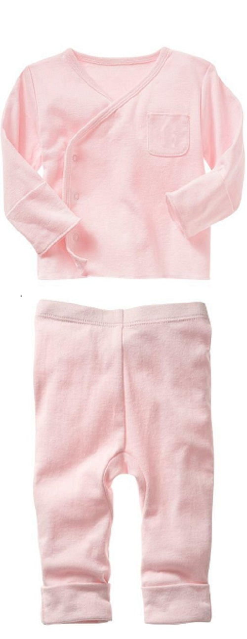 Conjunto de color rosa liso de chaqueta en manga larga y pantalón para bebé en suave algodón