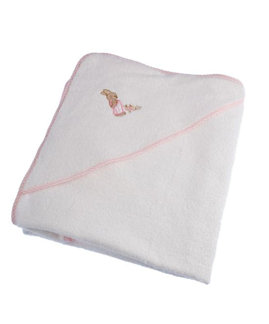 Capa de baño para bebé con diseño en fondo blanco y conejito bordado en rosa