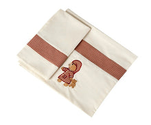 Cargar imagen en el visor de la galería, Set sábanas osito beige cuna 60 cm (2pz.)
